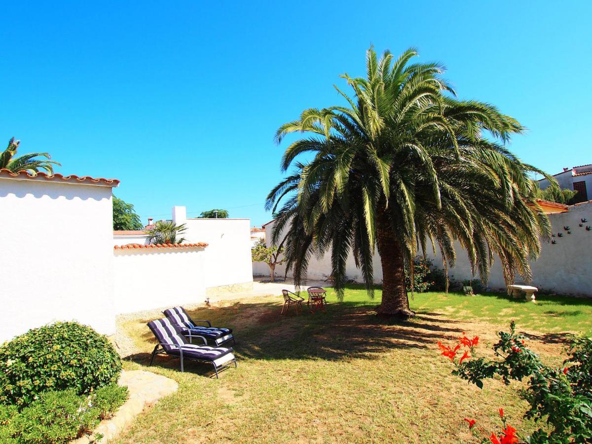 Villa Alberes By Interhome Empuriabrava